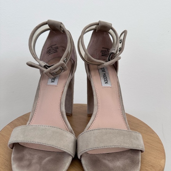 Steve Madden Suede Beige Block Heels - Picture 4 of 6